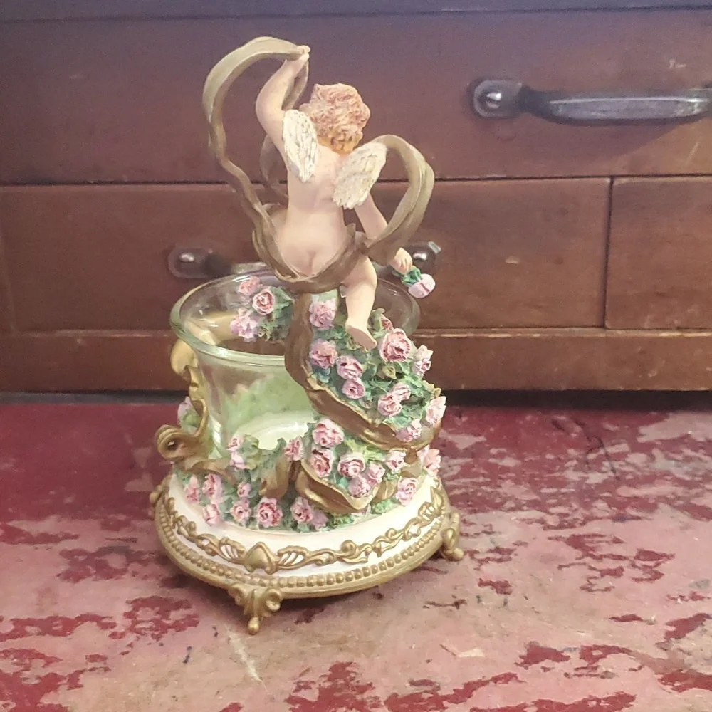 Judith Winslow 'Devoted to Love' candle holder JL